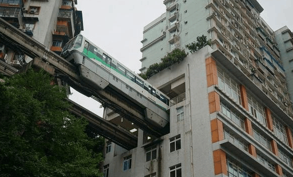 抖音真的把重庆带火了吗?