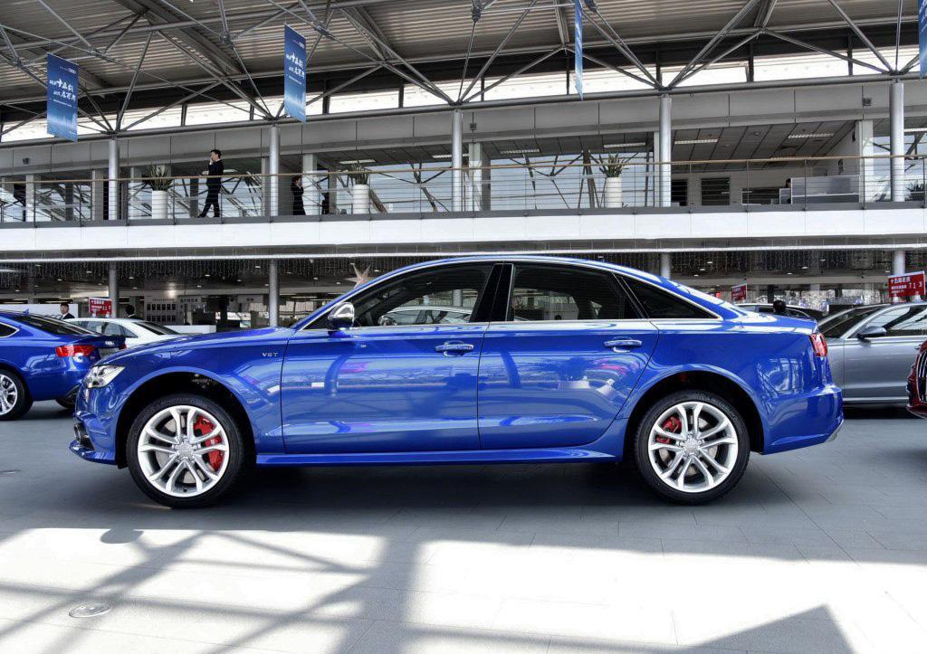 S6又涨价了! 战绩更加高尚, 全时四驱标配, 悬架也可以调了