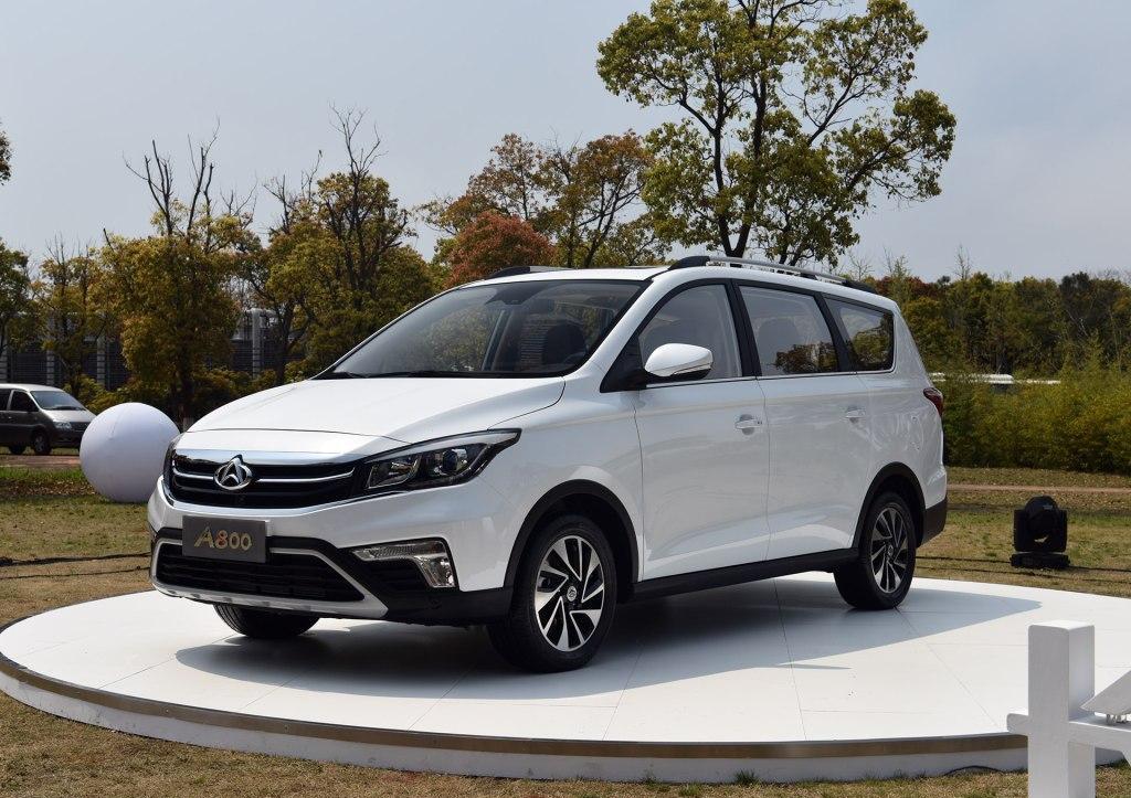 低价为王, 长安这商务车4万起步, 让宝骏730重视!