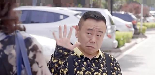 潘长江酷爱越野车：花120万买辆道奇公羊豪华皮卡从此不要奔驰