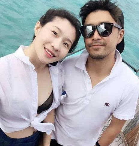 冰上情侣曾搭档14年，现却不相往来，她已嫁二婚海归！