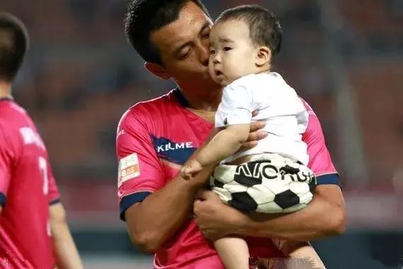 前国脚直言国足退步厉害,一代不如一代,明年亚