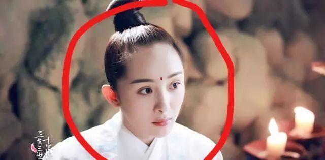 杨幂《扶摇》最新男装路透曝光, 发际线比三生三世好多了