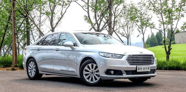 这款车上市之初需要加价才能购买, 沉稳外表难掩狂野之心