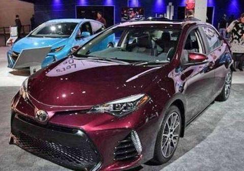 18款丰田卡罗拉来了, 1.5T发动机加超帅颜值,本田思域准备靠边站
