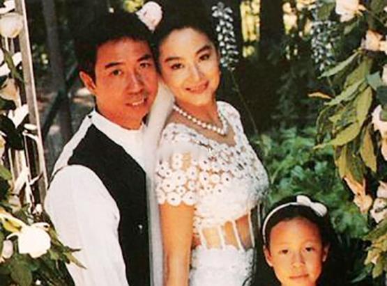 63岁林青霞被曝与邢李原离婚,丈夫在外有新欢