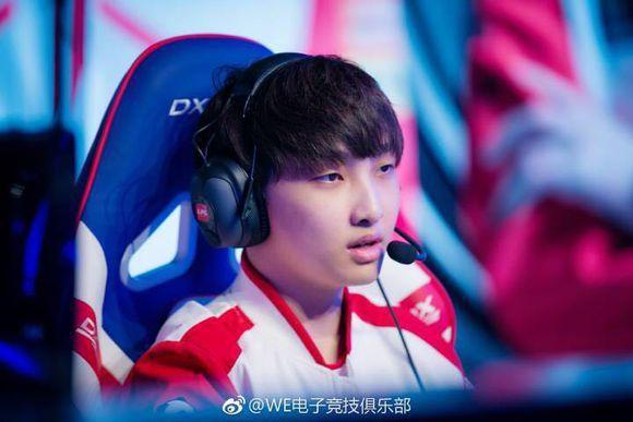 LPL职业选手证书编号前十号都是谁? 神秘的0