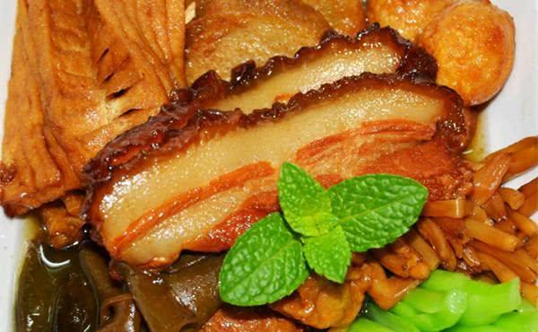 江苏省距离省会最远的两个市,风土人情完全不