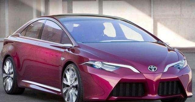 2018款卡罗拉终于降临，悬浮显示屏，沙发座椅，仅需10万拿下。