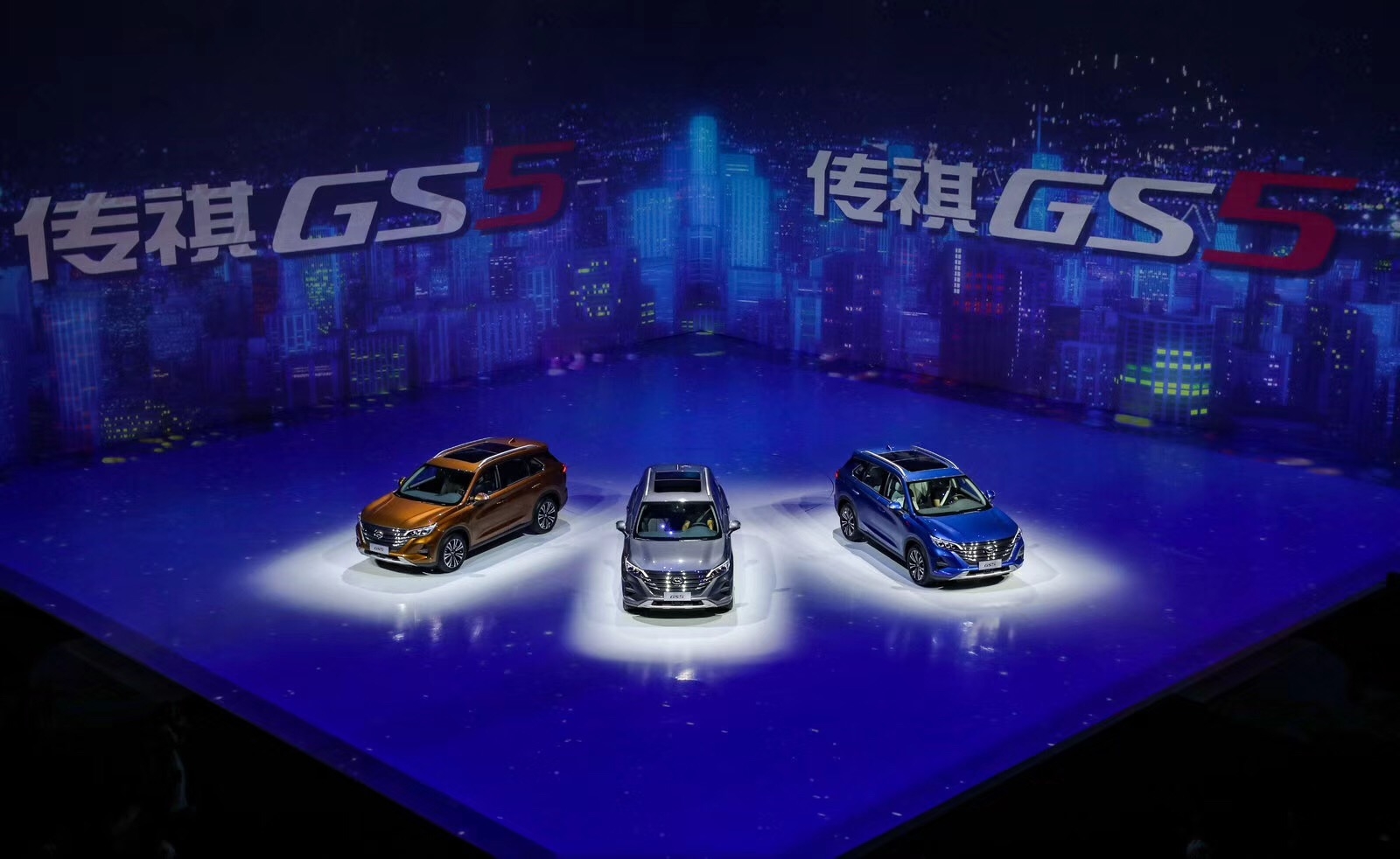 又一款国六车型来了,1.5T+6AT,6年质量冠军,代言人竟是他