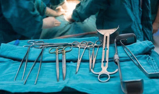 头胎是剖腹产, 二胎剖腹产刀口在什么位置上