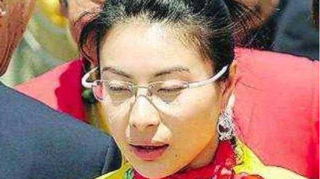 郭晶晶眼睛接近失明, 满头白发, 孙杨没指纹, 真