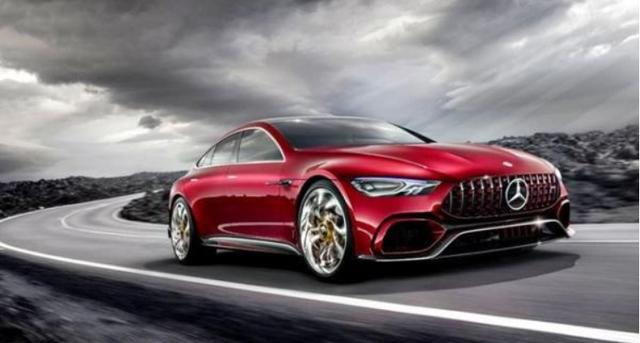 奔驰AMG GT四门轿跑即将亮相，直怼保时捷帕拉梅拉！