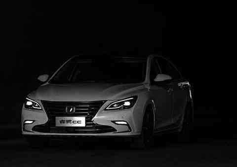 车子差不多, 长安睿骋CC销量为何卖不过名爵6?