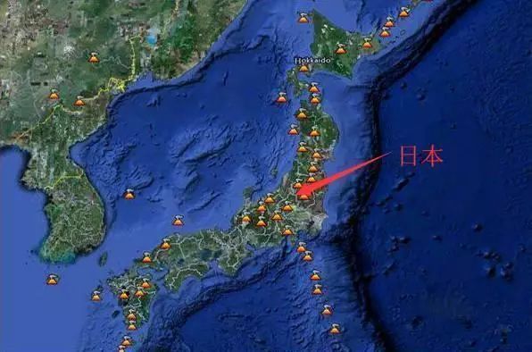 如果冲击力够大,必然导致火山爆发,不仅富士山会喷发,日本列岛上大大