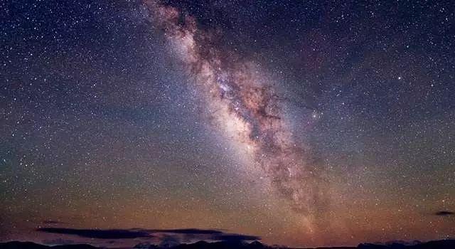 中国的天空之镜刷爆抖音,茶卡盐湖要火了!