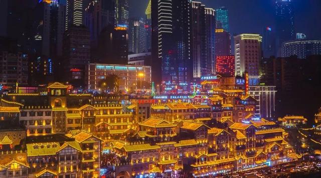 重庆横扫抖音,8D网红魔幻城凭实力第一