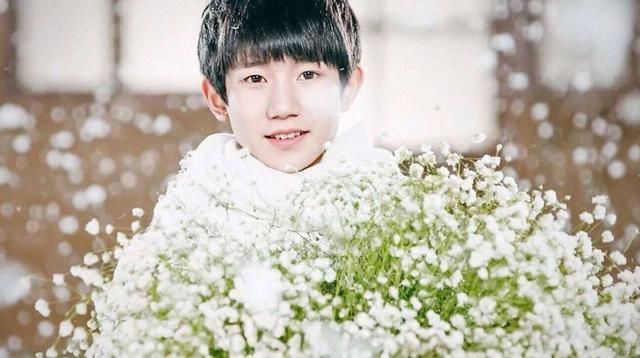 易烊千玺中戏考第一名,网友推荐王源考上戏,原