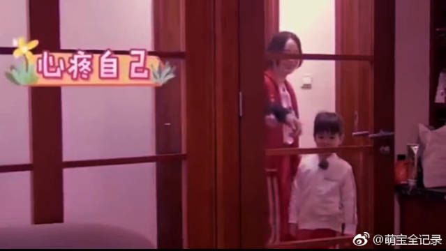 视频:杜江唱歌紧张身体僵硬霍思燕调侃喜得机