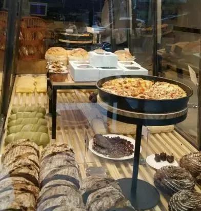 话说昆明这8家面包店, 你更喜欢哪一家的?