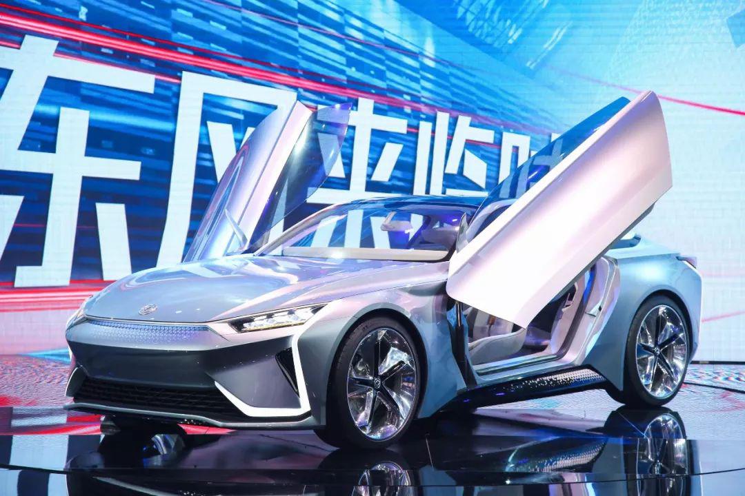 品牌战略，AI车机系统，东风发布会还有one more thing