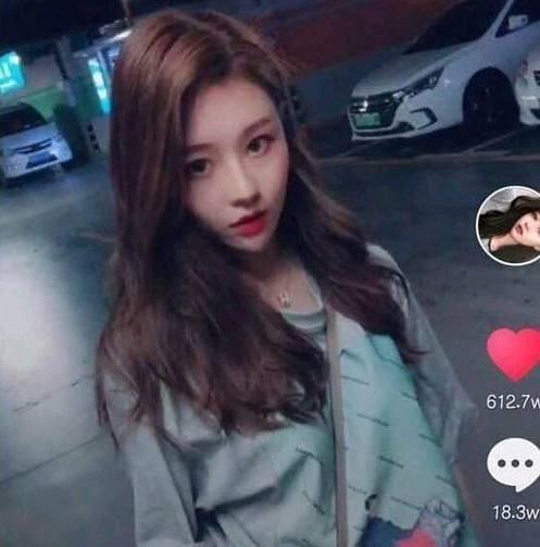 抖音网红温婉女神梦破灭,素颜秒变37岁大妈,冯