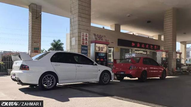 同时拥有多辆EVO 9,这位车主究竟经历了怎样的信仰"毒害"?