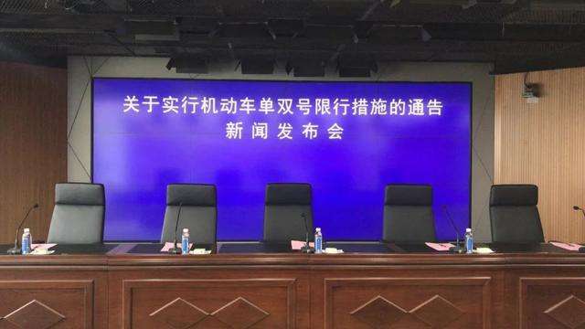 燃油车禁售令已经起草,新能源取代燃油车的路还远不远?