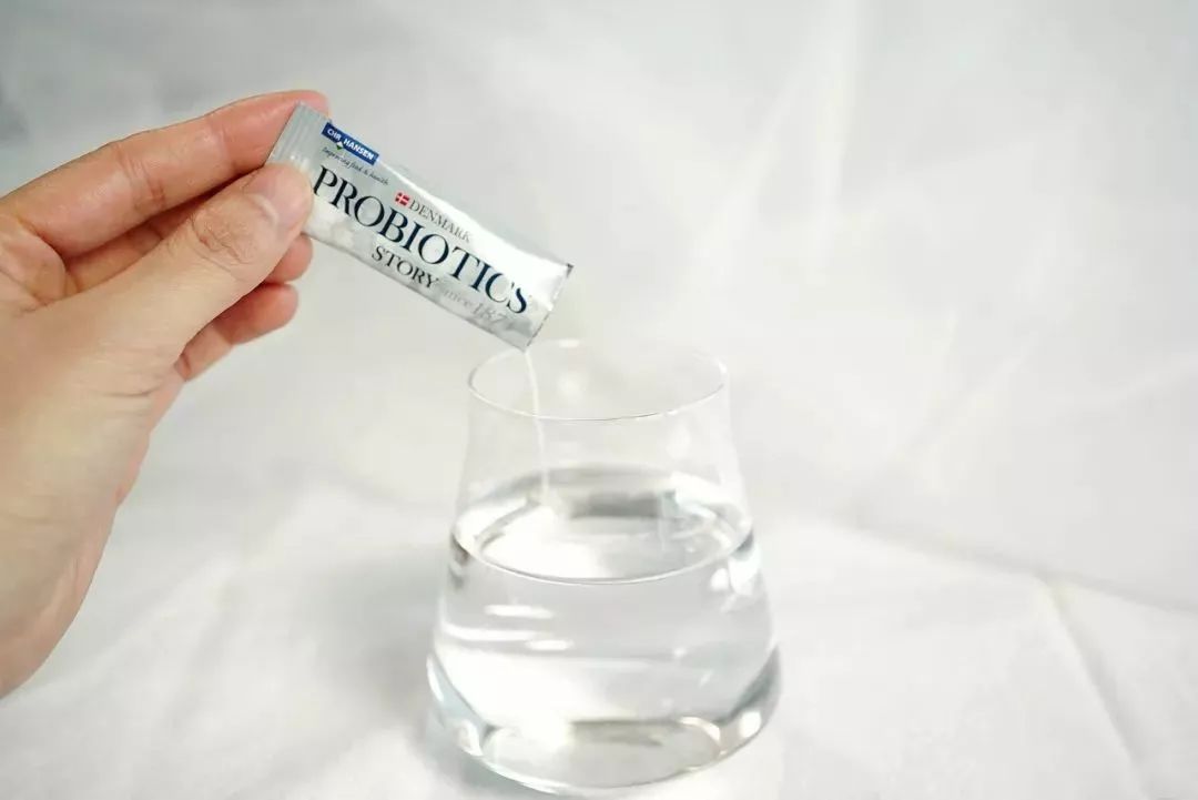 60岁倪萍暴瘦20斤,重回颜值巅峰:女人自律起来