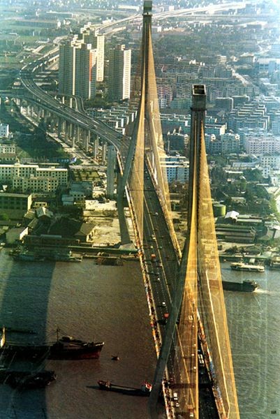 上海杨浦大桥-世界同类型斜拉桥中雄居第一