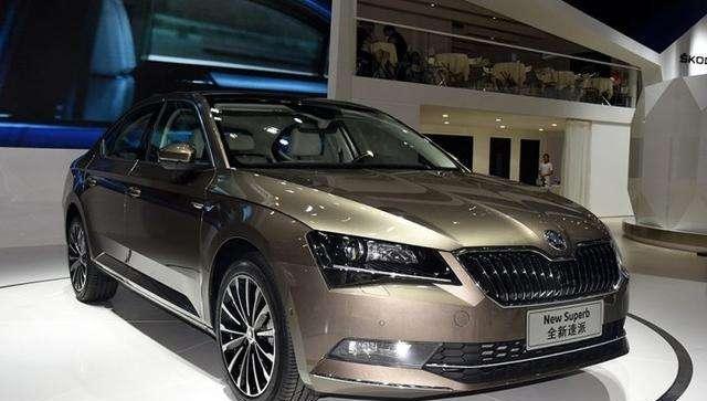 迈腾同平台, 14万无人买, 比帕萨特高端, 若换个标的贵好几万