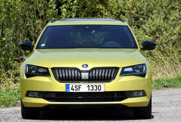 操控与舒适兼顾 斯柯达速派旅行版试驾