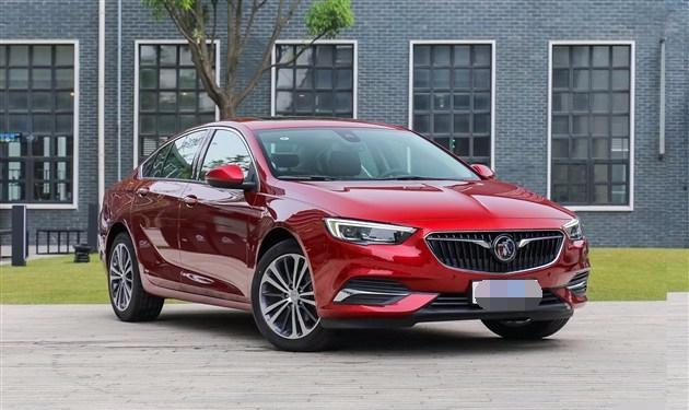 B级神车油耗5L! 完胜奥迪A4, 碾压3系, 叫板迈腾仅售12万