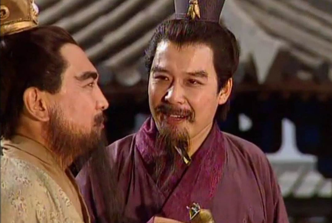 三国风云:青梅煮酒论英雄,不是刘备骗曹操,而是有人救了他