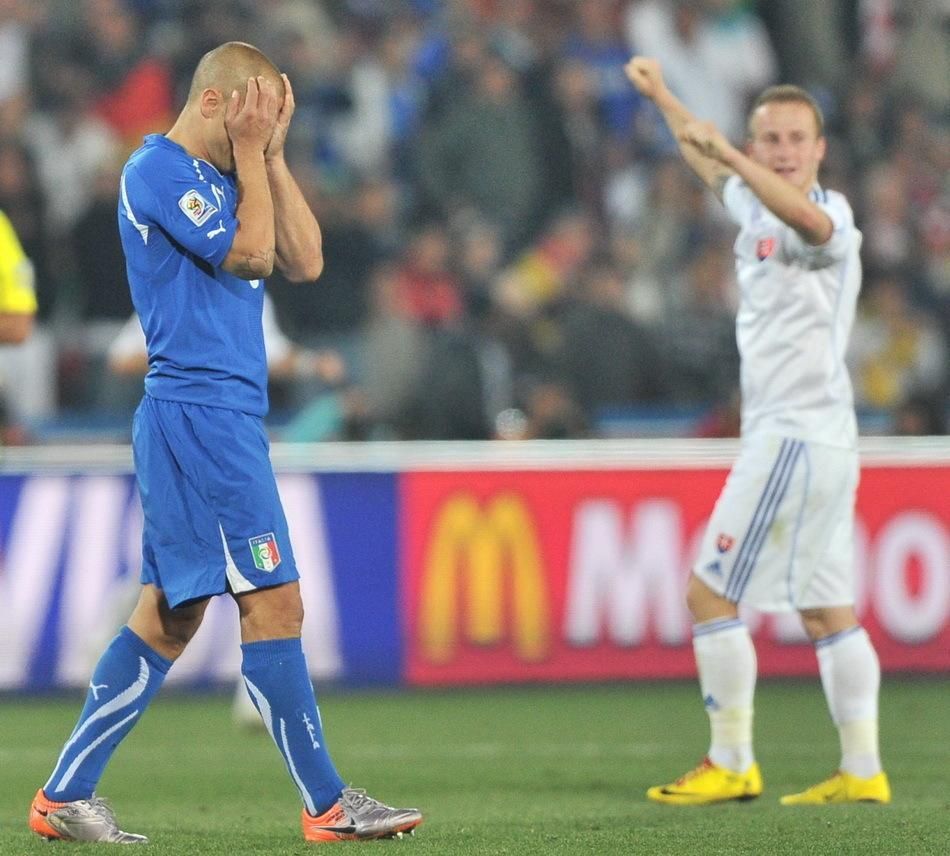 卫冕冠军小组出局已是常态 进8强成极限?不好