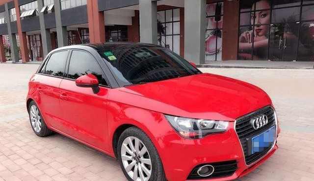 全新价33万, 现价15万, 语音控制旋转液晶显示屏!