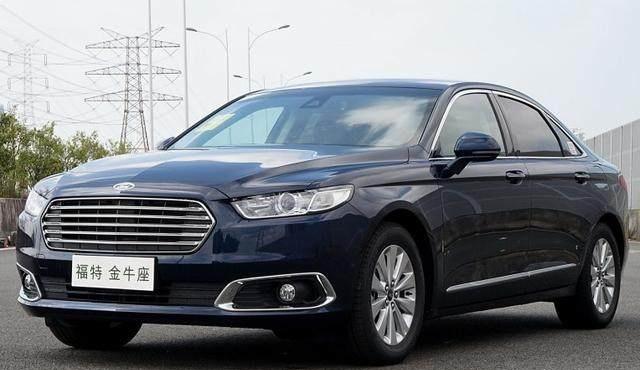 近5米长, 标配全景天窗, 定位高于迈腾不输皇冠, 不到21万能买