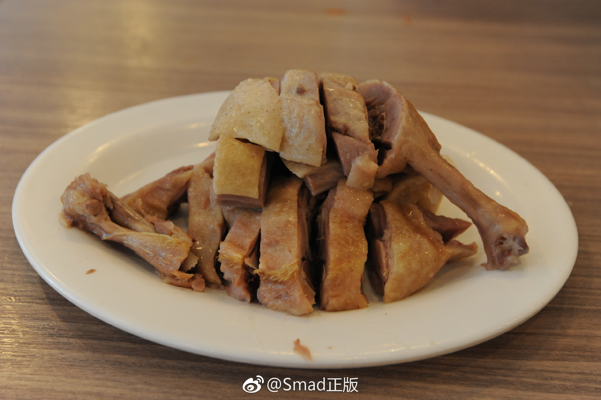 老上海的老牌美食餐厅之一,云南路上的小金陵盐水鸭