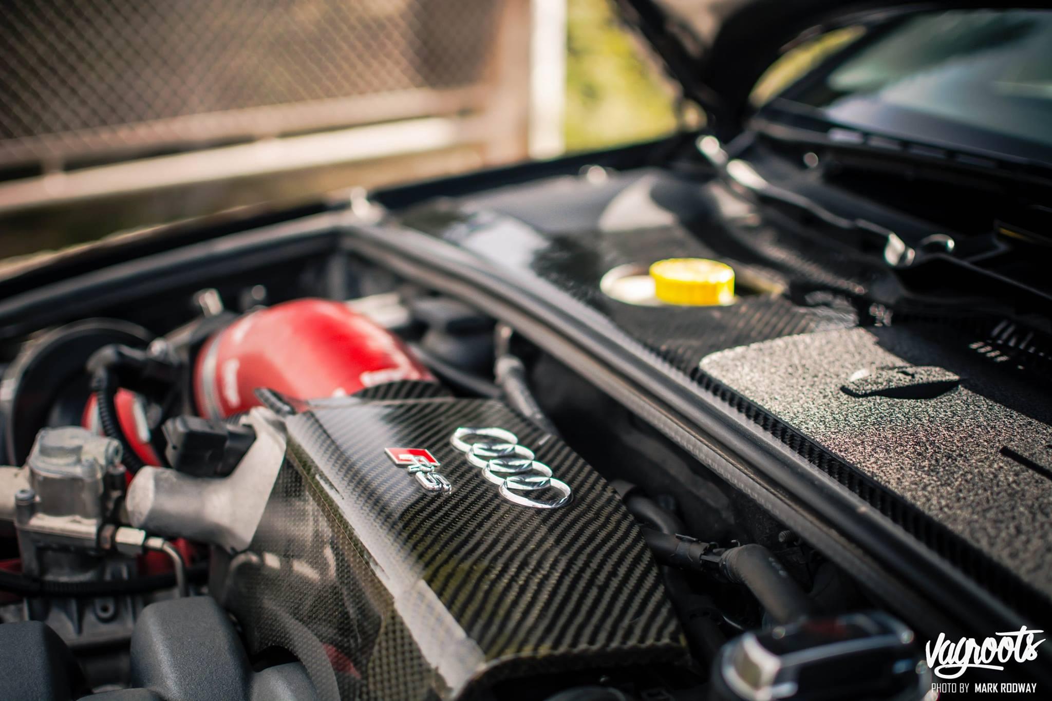 国内买不到的奥迪RS4，V8引擎+手动挡真是让人流口水啊！