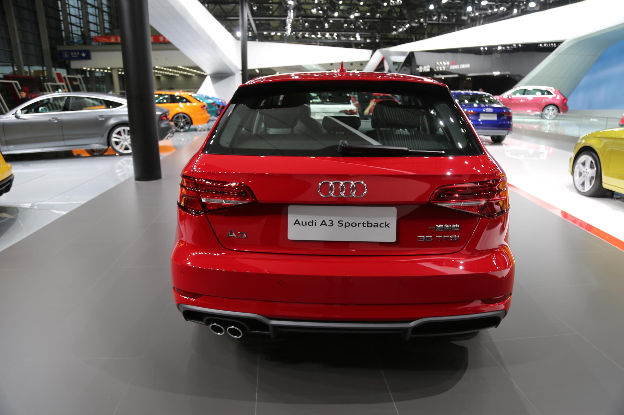 20万级别，更强悍、奥迪 A3 Sportback 实拍！