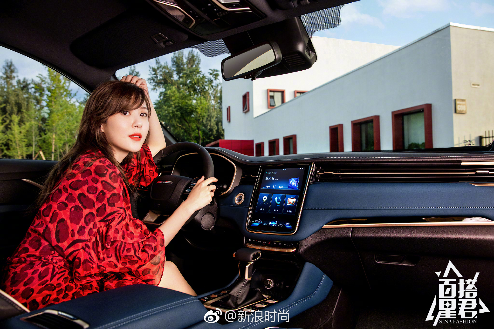 全新一期完整版来了!3套造型带你发现不一样的@李金铭Kimi