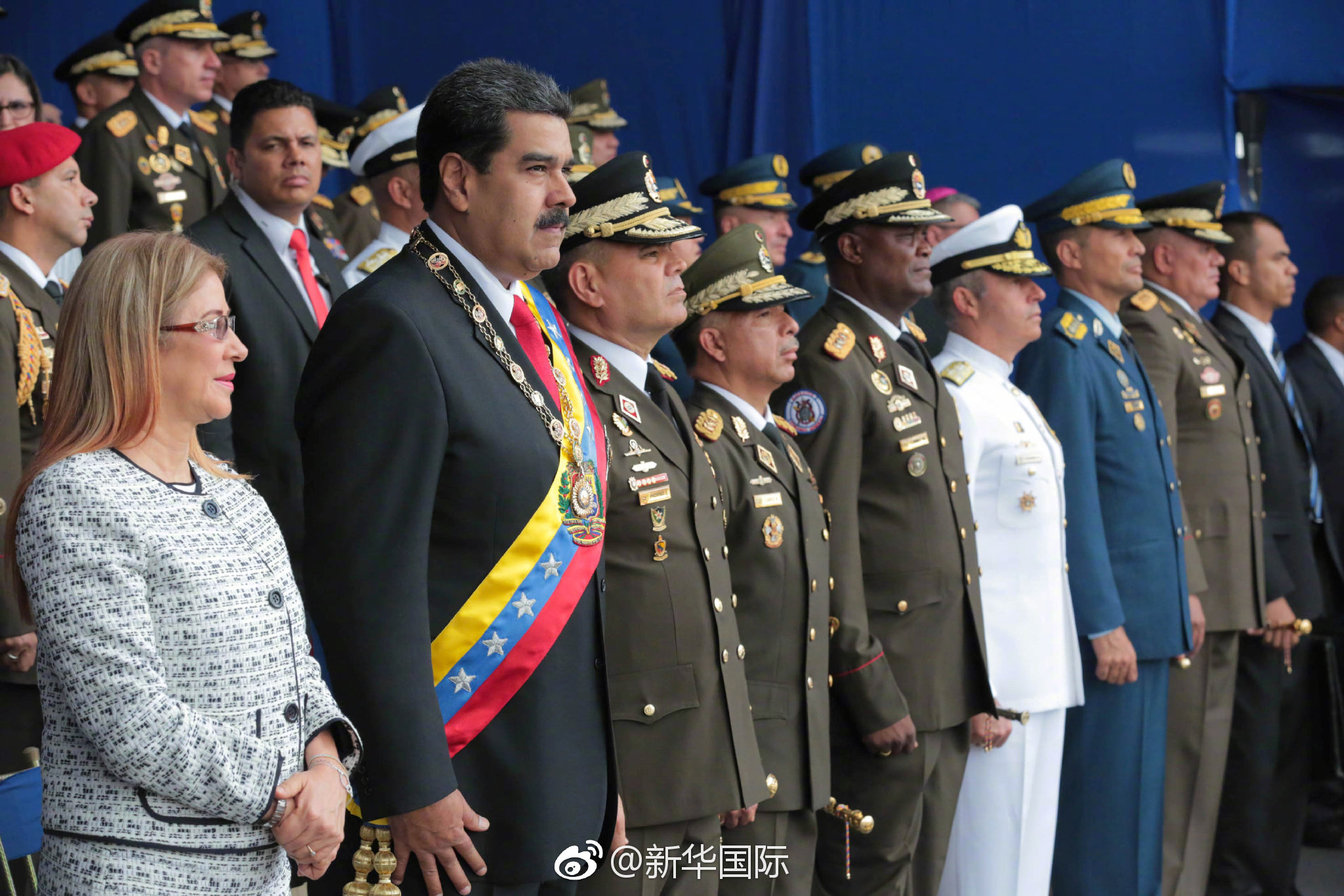 委内瑞拉总统遇袭事件7人受伤 马杜罗:是极右