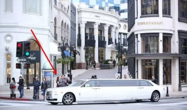 全球唯一一辆劳斯莱斯, 叫价1.5亿可换50辆宾利!