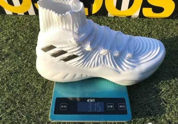 真标鞋和正品区别差距?维金斯篮球鞋的真假细节鉴定