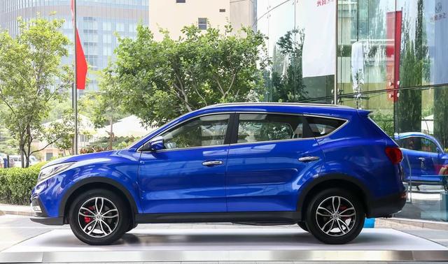 最有面子的国产七座SUV，颜值爆表配置感人，最低仅7万多