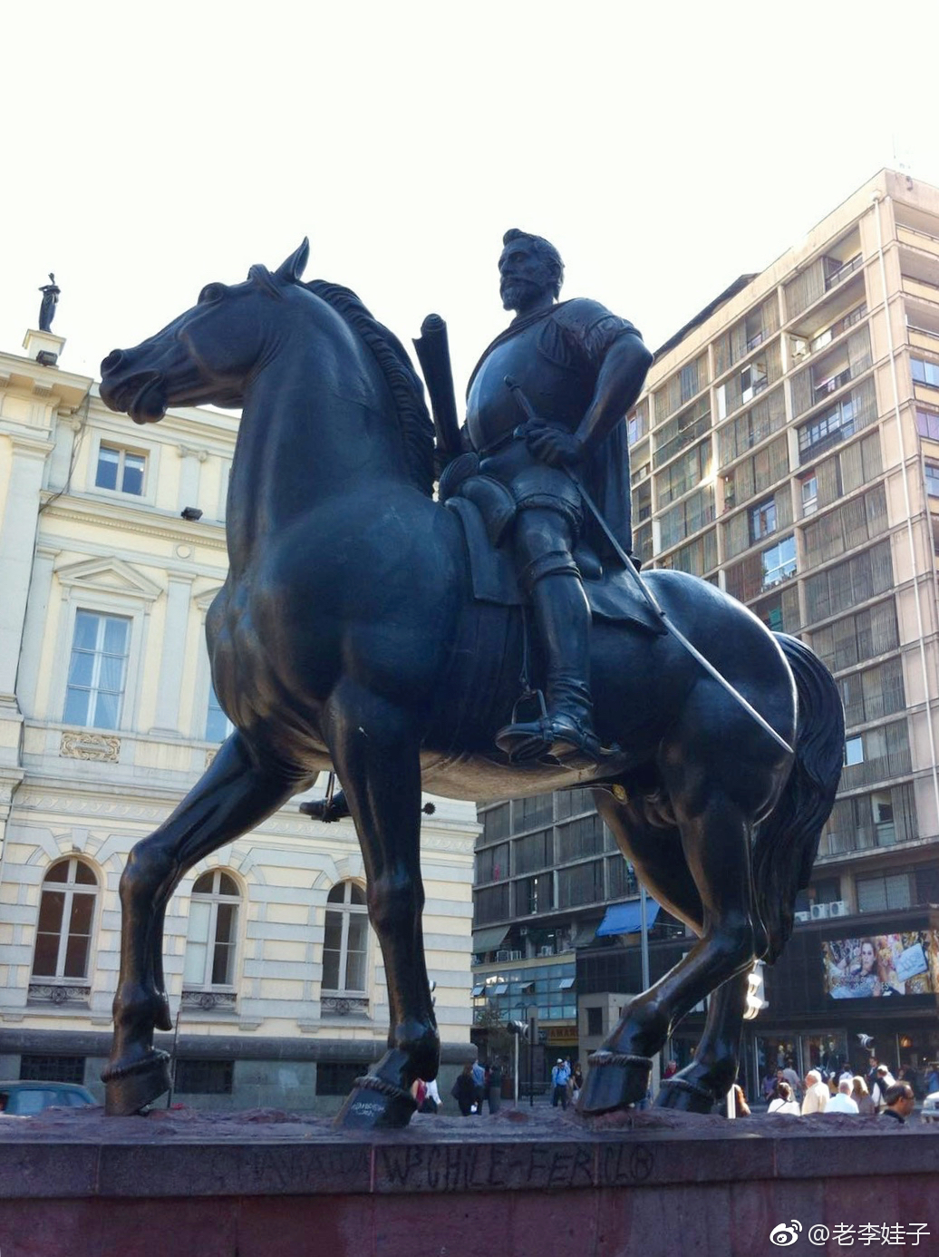 智利这个人口不到二千万的南美国家,无论哪方