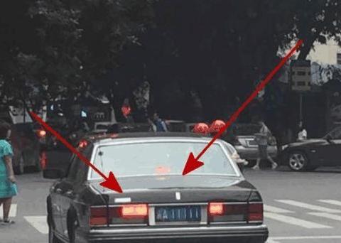 远处看还以为是一辆“桑塔纳”, 近看才知道自己根本买不起！