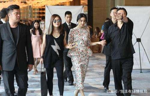 范冰冰首次现身, 背后的大佬已经自身难保, 网友