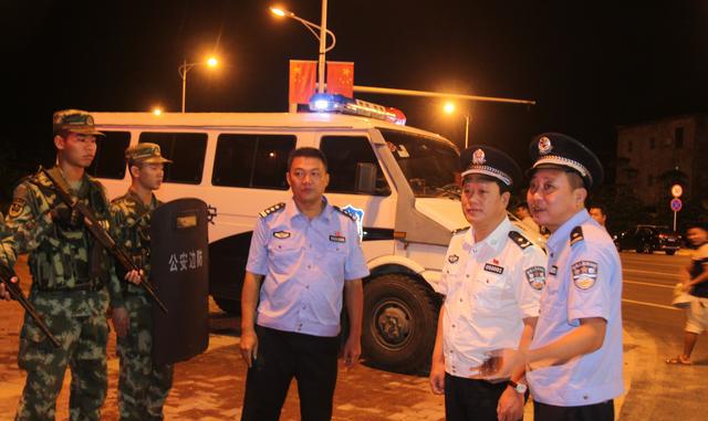 万宁市公安局领导深入基层一线指导安保维稳工