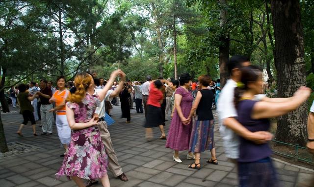 中国大妈已成公害,出游应当遵循国家旅游局出